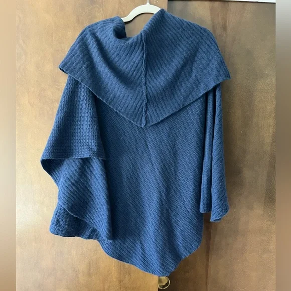 360Cashmere Heather Navy Cashmere Draped Poncho OS - Picture 6 of 7